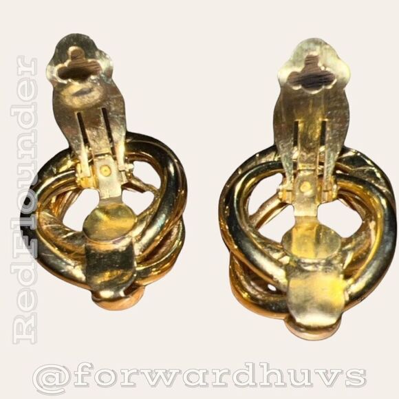 Bundle Sale 3 for $15 | Vintage Gold Tone Clip-On Earrings Discounted for Loose - Picture 5 of 6